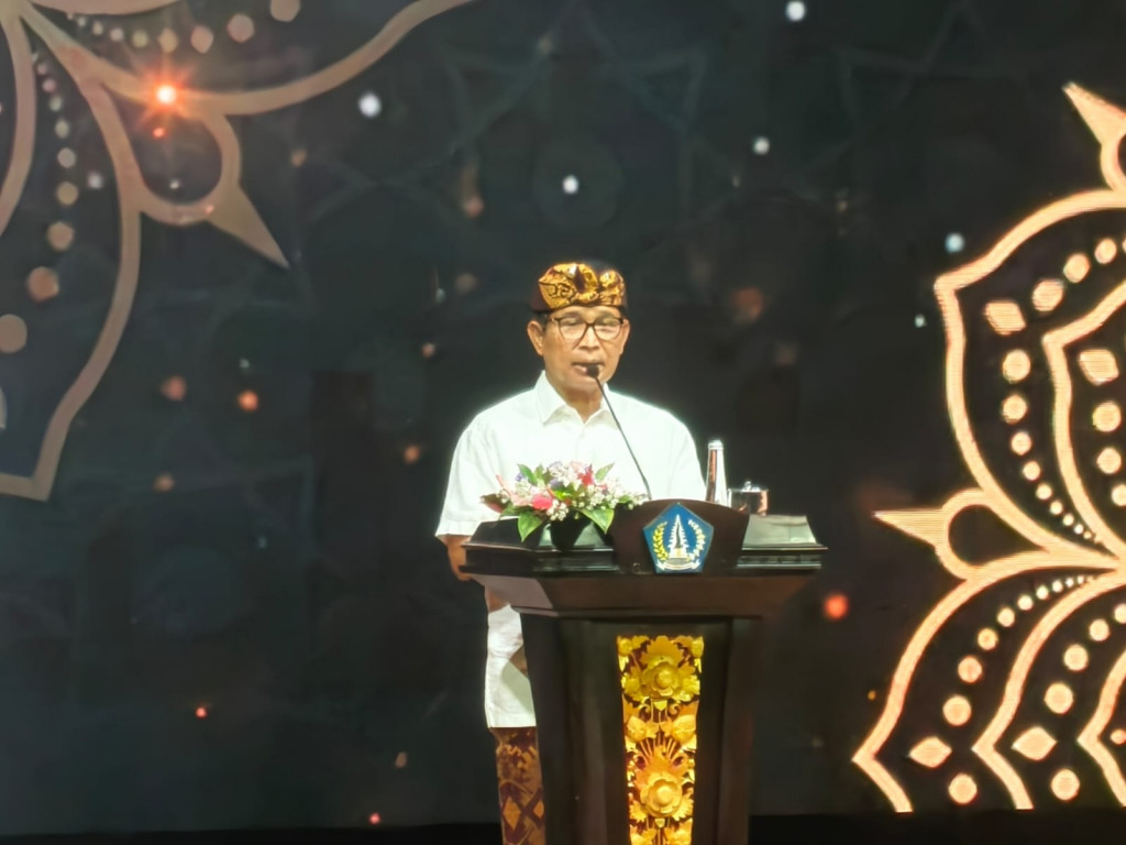 Pengarahan dari Bpk. Bupati Badung tentang Pembentukan Tim Terpadu Optimalisasi Pajak Daerah @Balai Budaya Giri Nata Mandala Puspem Badung